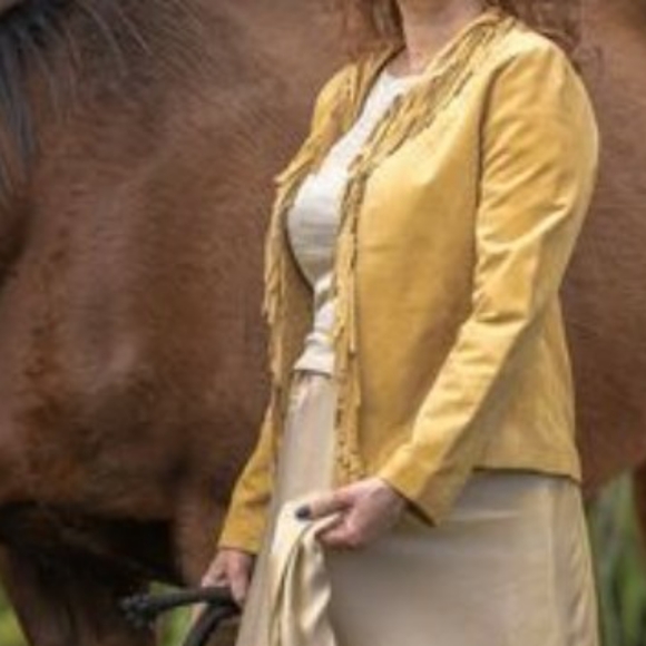 Western Fringed leather jacket - Picture 3 of 7